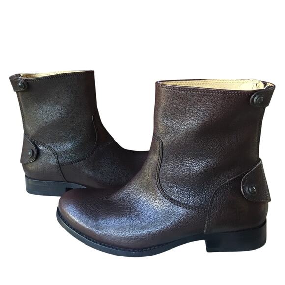 FRYE Melissa Back Zip Short Brown Antique Leather Boots 6.5 Button CLASSIC $328 - Picture 1 of 7